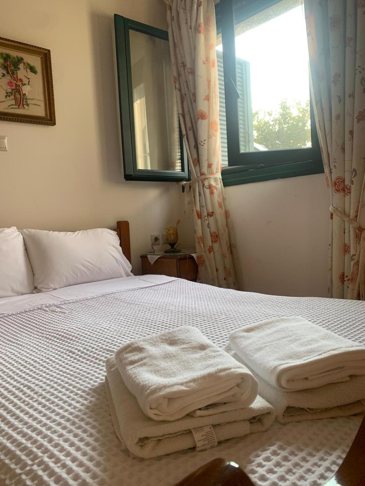 Vatoulia House Lejlighedshotel Néon Oítilon Eksteriør billede
