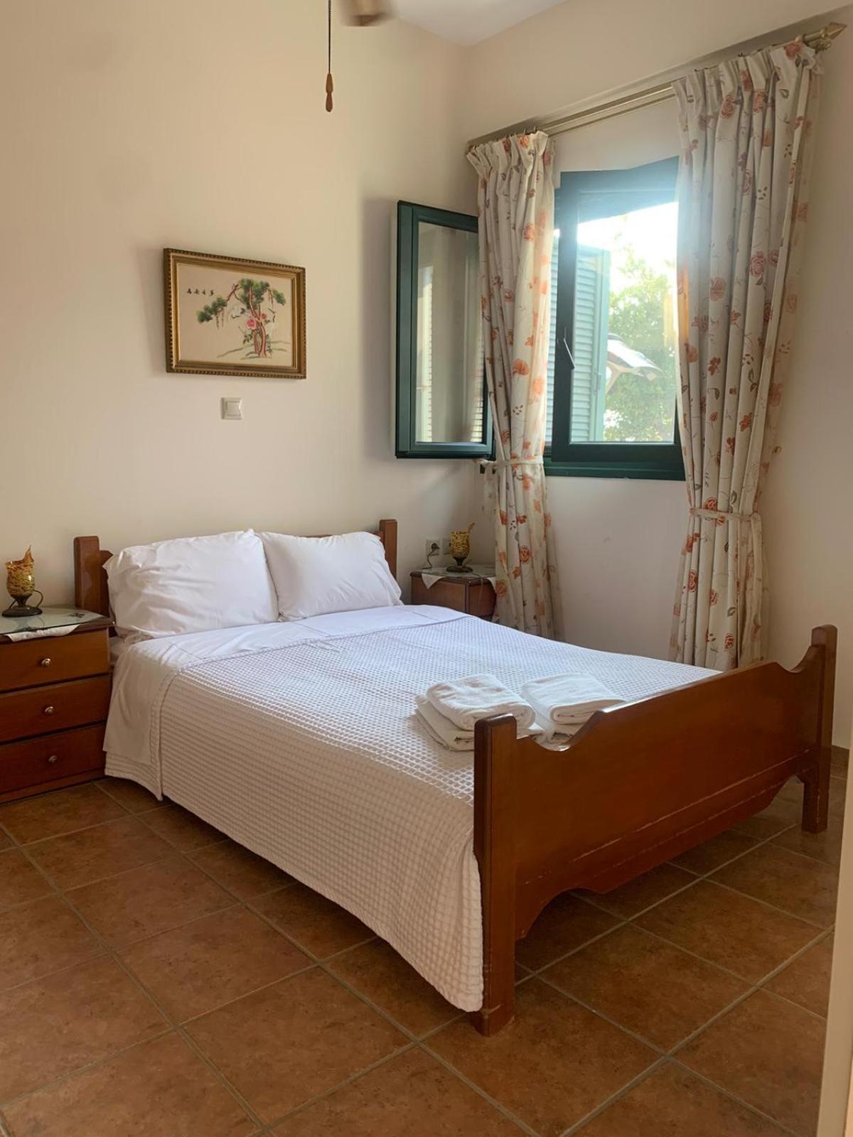 Vatoulia House Lejlighedshotel Néon Oítilon Eksteriør billede