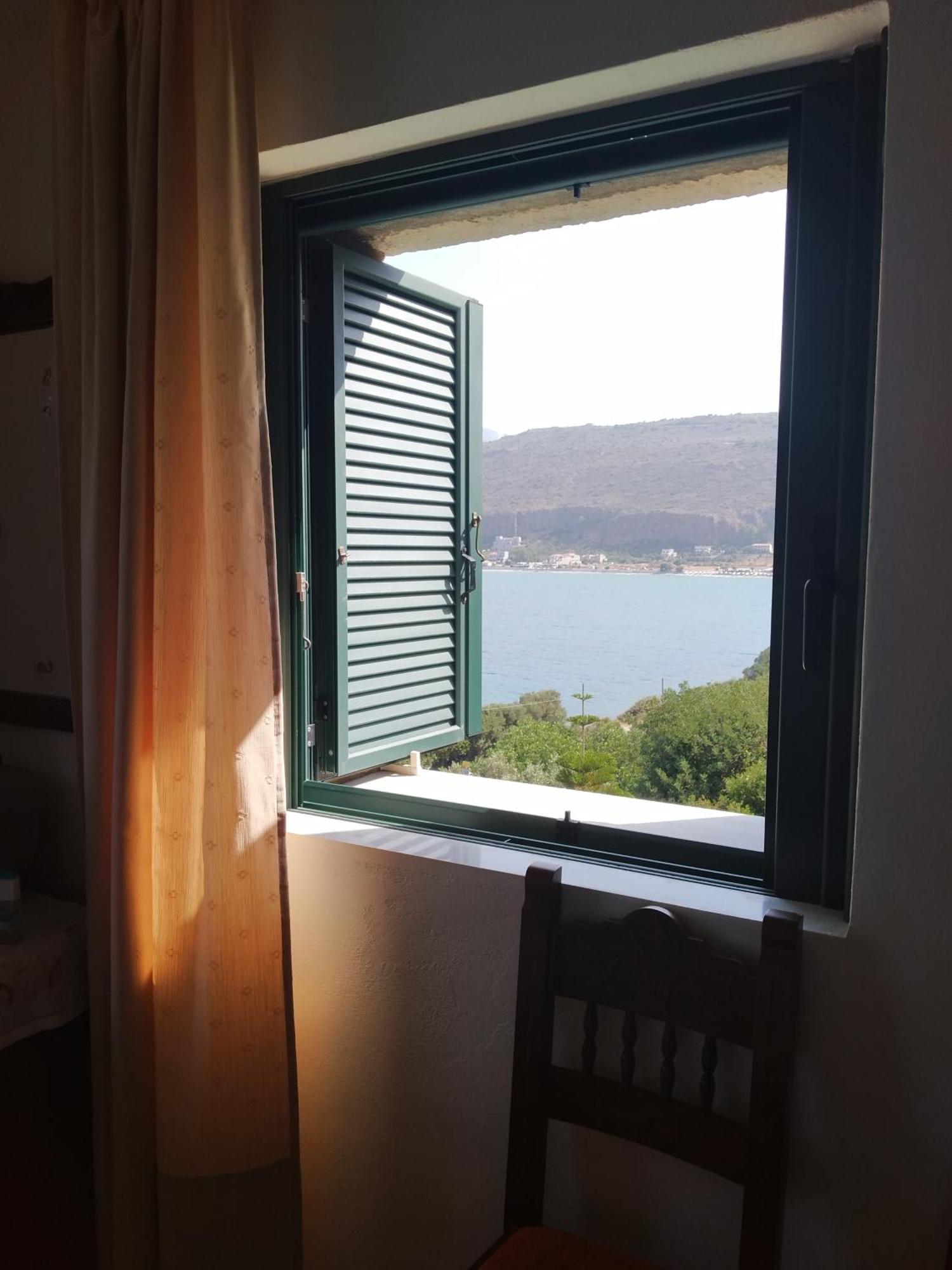 Vatoulia House Lejlighedshotel Néon Oítilon Eksteriør billede